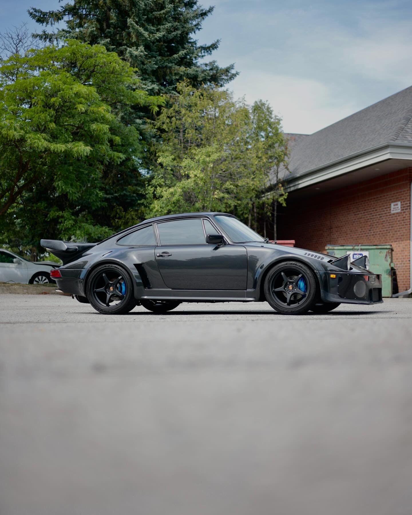 Black classic Porsche 911 Turbo profile shot